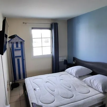 Next To Golf-club House Talmont-Saint-Hilaire