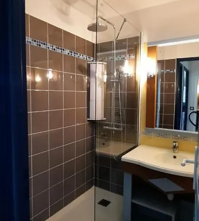 Next To Golf-club House Apartamento