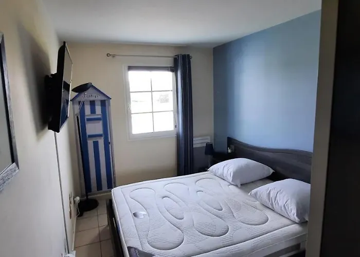 Next To Golf-club House Talmont-Saint-Hilaire